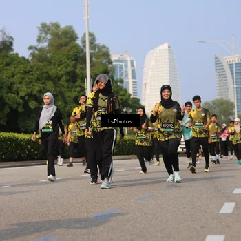Runner Photo 6243737