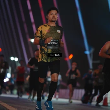 Runner Photo 6243741