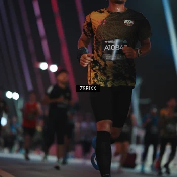Runner Photo 6243748