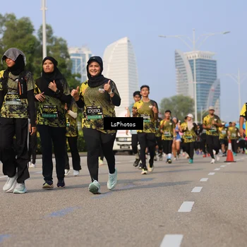 Runner Photo 6243837