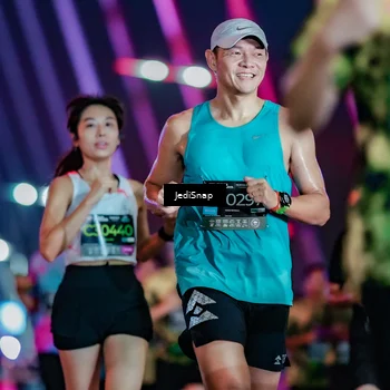 Runner Photo 6243896