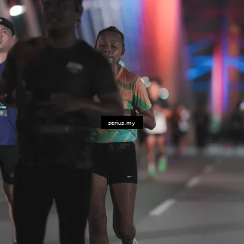 Runner Photo 6243901