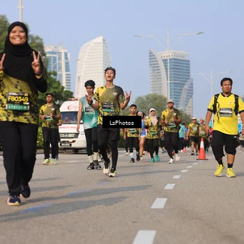 Runner Photo 6243927