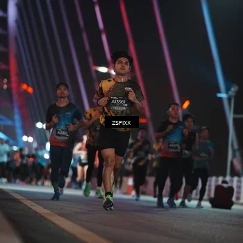 Runner Photo 6243952