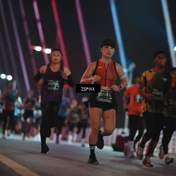 Runner Photo 6243959