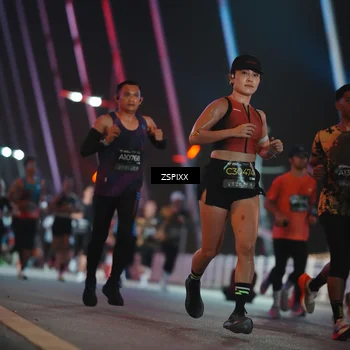 Runner Photo 6243963