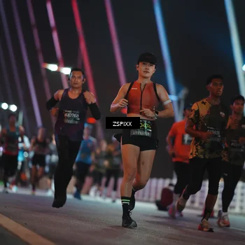 Runner Photo 6243971