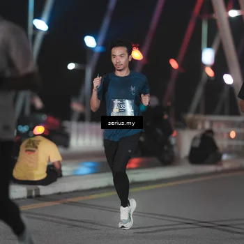 Runner Photo 6243992