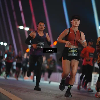 Runner Photo 6244008