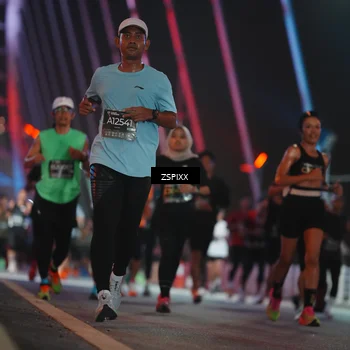 Runner Photo 6244020