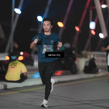 Runner Photo 6244031