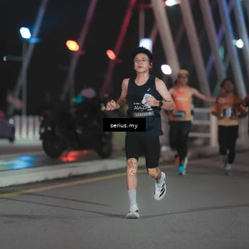 Runner Photo 6244073