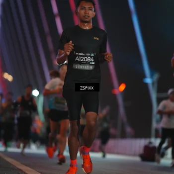 Runner Photo 6244137