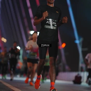 Runner Photo 6244153
