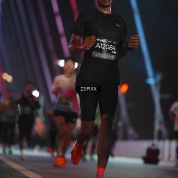 Runner Photo 6244170