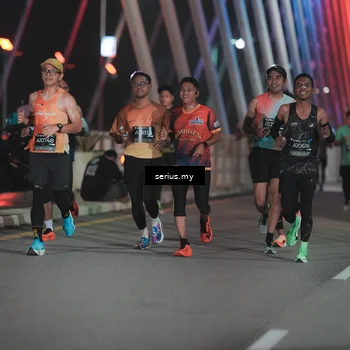Runner Photo 6244179