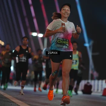 Runner Photo 6244192