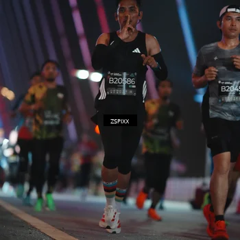 Runner Photo 6244200