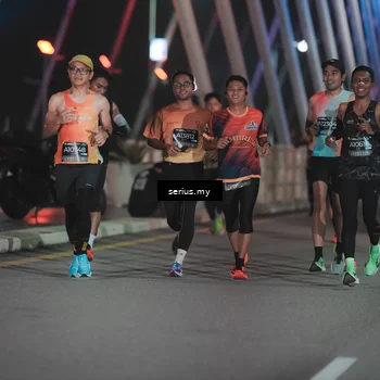 Runner Photo 6244206