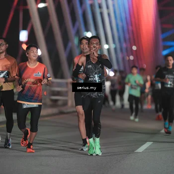 Runner Photo 6244289