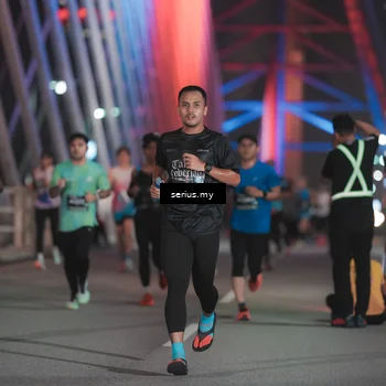 Runner Photo 6244318