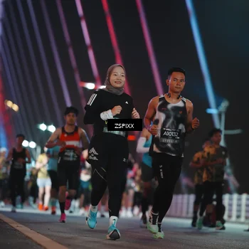 Runner Photo 6244321
