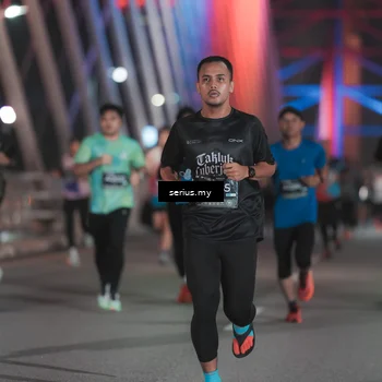 Runner Photo 6244352