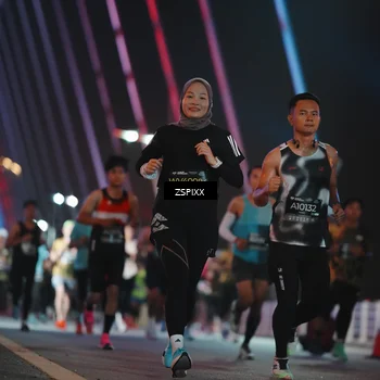 Runner Photo 6244356