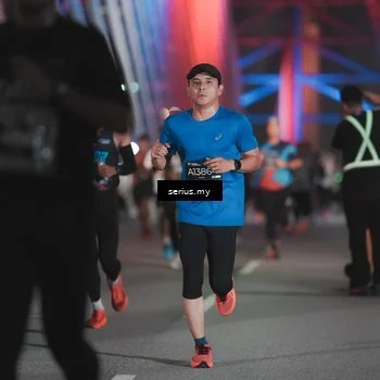 Runner Photo 6244438