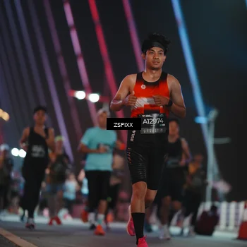 Runner Photo 6244439