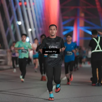 Runner Photo 6244455