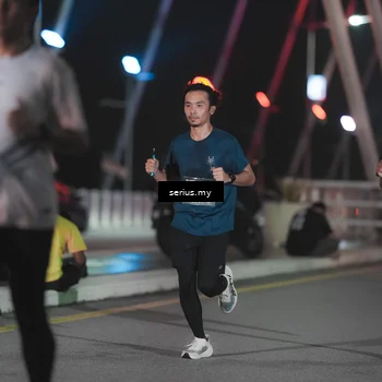 Runner Photo 6244474
