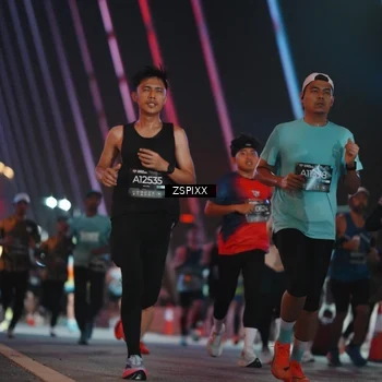 Runner Photo 6244485
