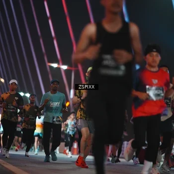 Runner Photo 6244490