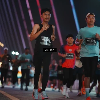 Runner Photo 6244493