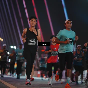 Runner Photo 6244496