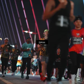 Runner Photo 6244502