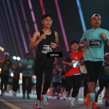 Runner Photo 6244510