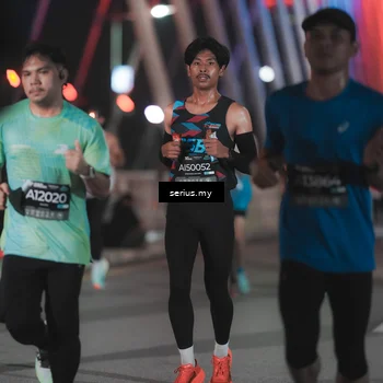 Runner Photo 6244519