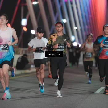 Runner Photo 6244568