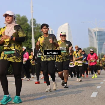 Runner Photo 6244575