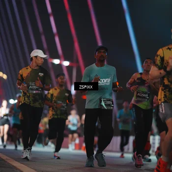 Runner Photo 6244600