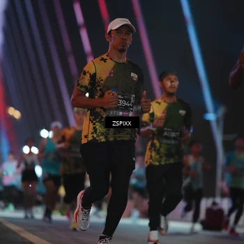 Runner Photo 6244623