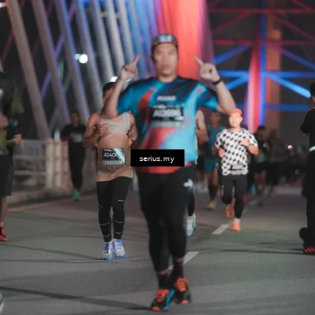 Runner Photo 6244652