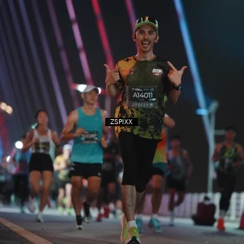 Runner Photo 6244682