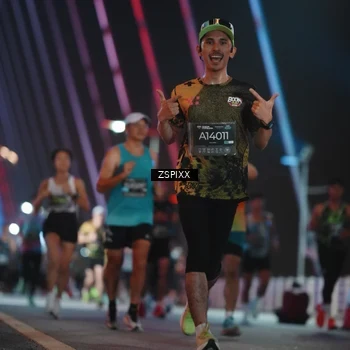 Runner Photo 6244698