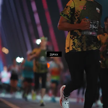 Runner Photo 6244745