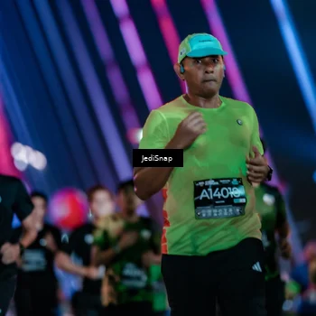 Runner Photo 6244749
