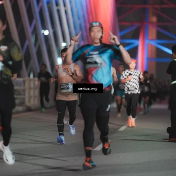 Runner Photo 6244752
