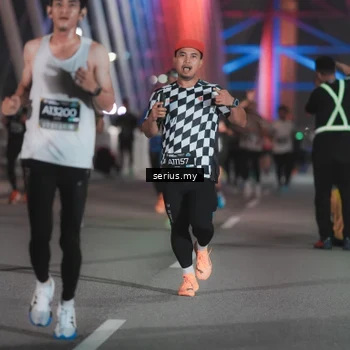 Runner Photo 6244787